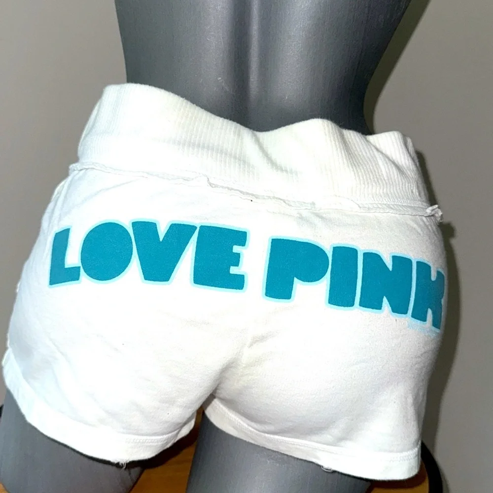 victoria’s Secret PINK girls &!Women's White Shorts with Blue Logo xs - Picture 3 of 6